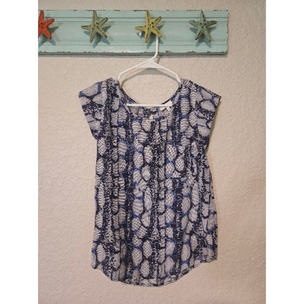 Joie Silk Blouse Women XS Blue White Snakeskin Print Short Sleeve Top